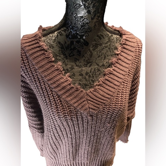 Main Strip - Anthropology - Women’s Distressed Oversized Boho Sweater - Picture 4 of 8